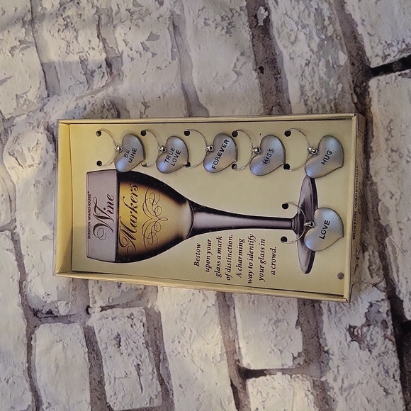 Boston Warehouse Wine Charms Markers New in Package - Picture 1 of 4